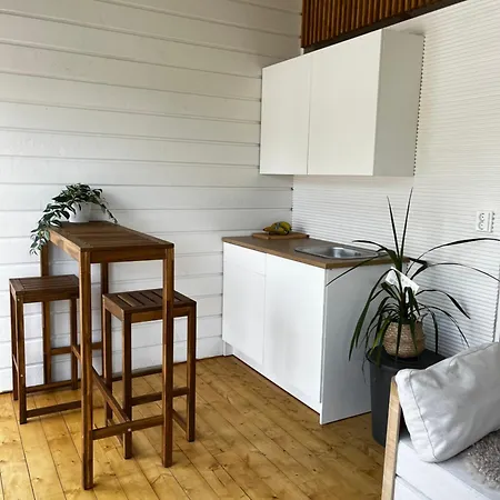 Chalet Sauna, Tupa Ja Poreallas Joen Varrella *